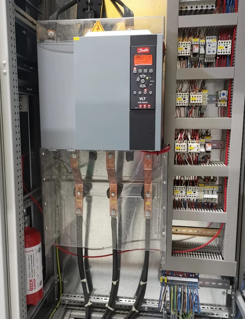 Elektrik panosu içi otomatik yangın söndürme sistemi